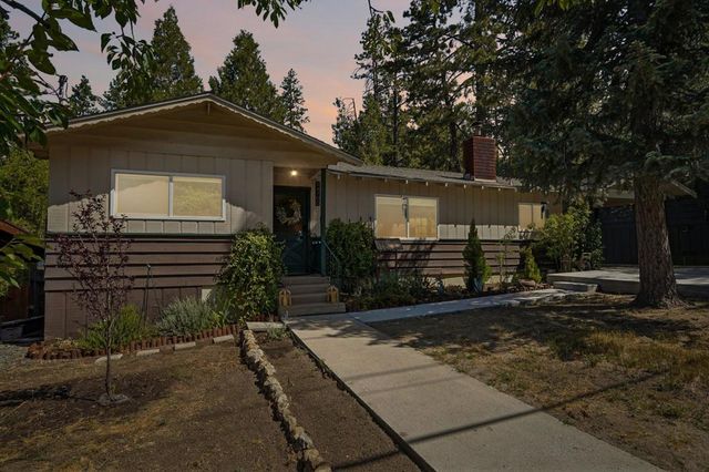 54700 S Circle Drive, Idyllwild