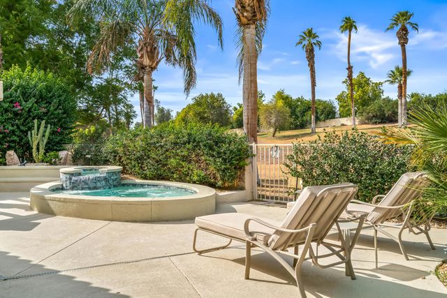 51 Kavenish Drive, Rancho Mirage