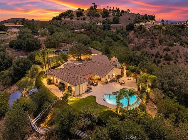 26690 Skyrocket, Temecula