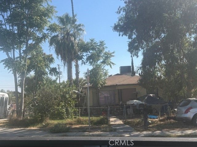 1231 1/2 Lincoln, Bakersfield