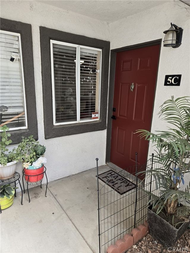 16377 Lakeshore Drive # #5c, Lake Elsinore