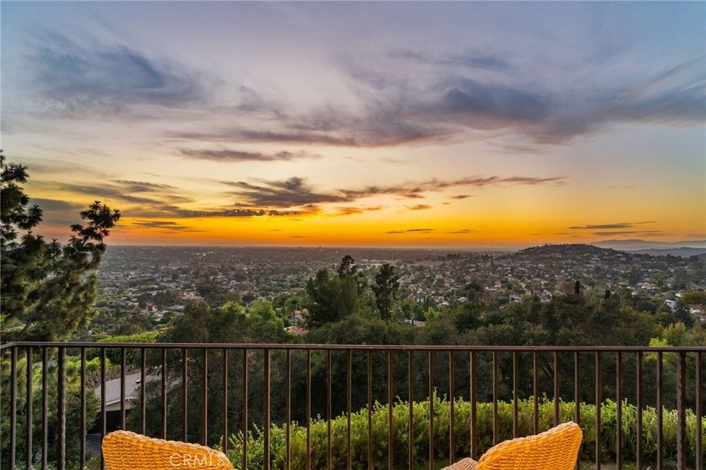 11321 Reservoir Road, North Tustin