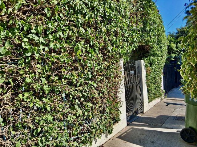 10328 Hickory Street, Los Angeles
