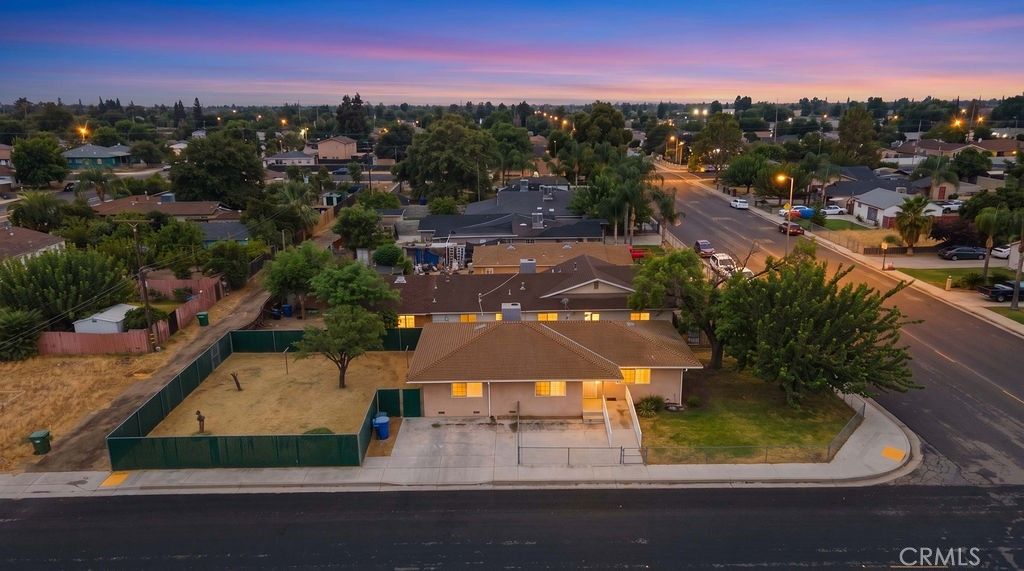 630 Belmont, Delano