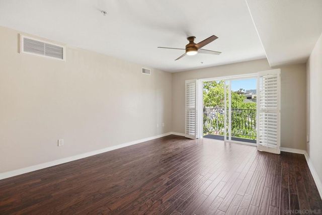 801 W Hawthorn # 406, San Diego