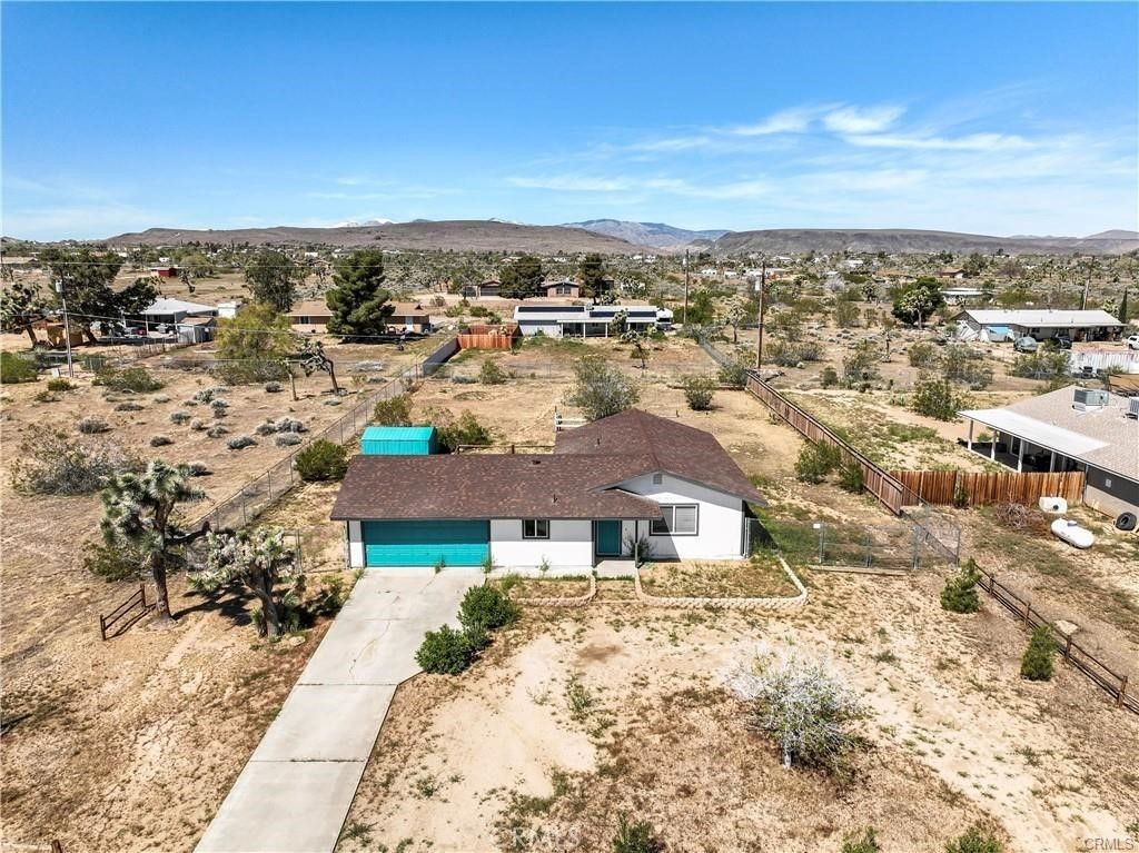 3800 Ruidosa, Yucca Valley