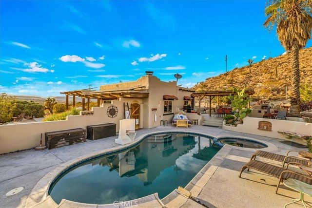 5484 Paisano, Yucca Valley