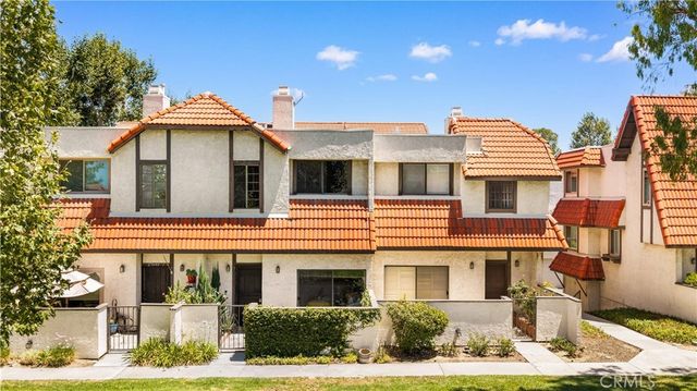 27640 Nugget Drive # 3, Canyon Country