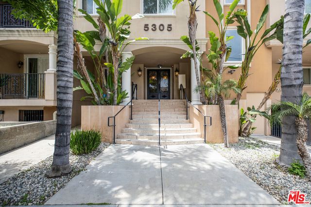 5305 Bellingham Avenue # 102, Valley Village