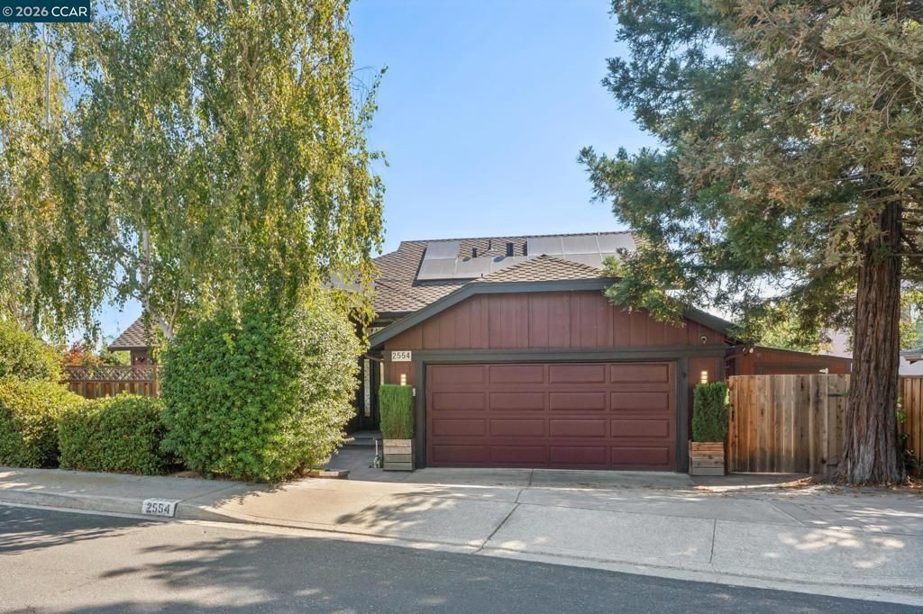 2554 Holly View Ct, Martinez