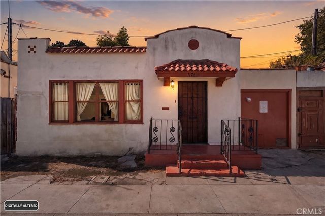 1174 E 9th Street, Long Beach