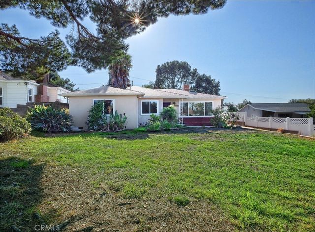 26227 Ozone Avenue, Harbor City