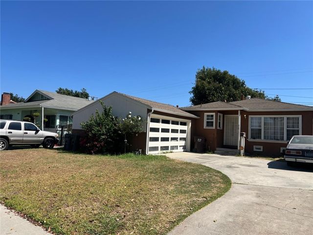 428 W School Street W, Compton