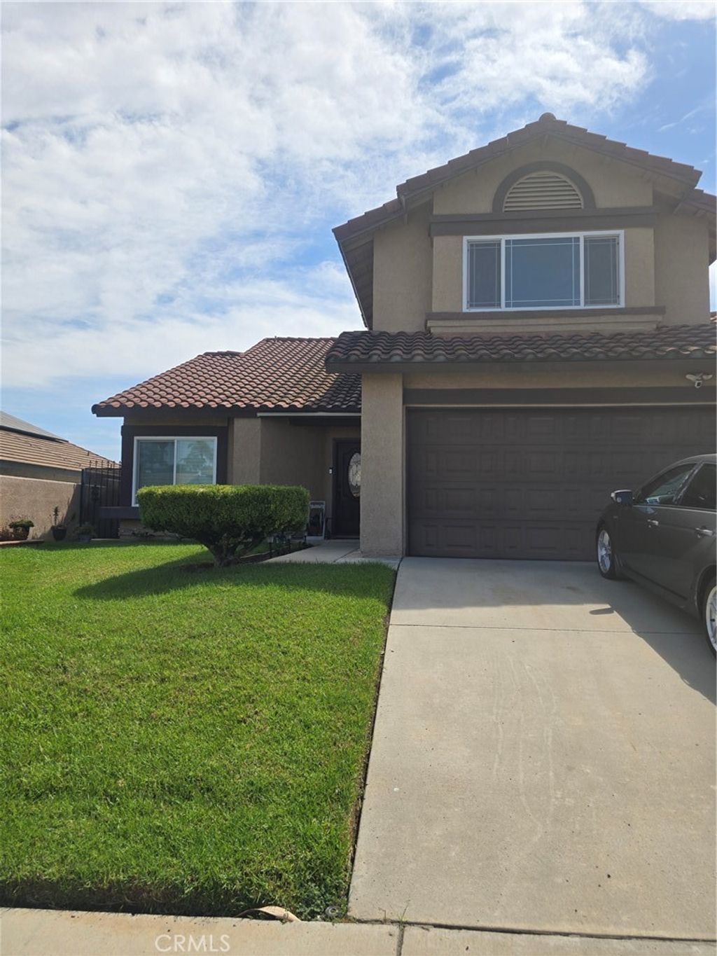 2147 Stratford, Corona