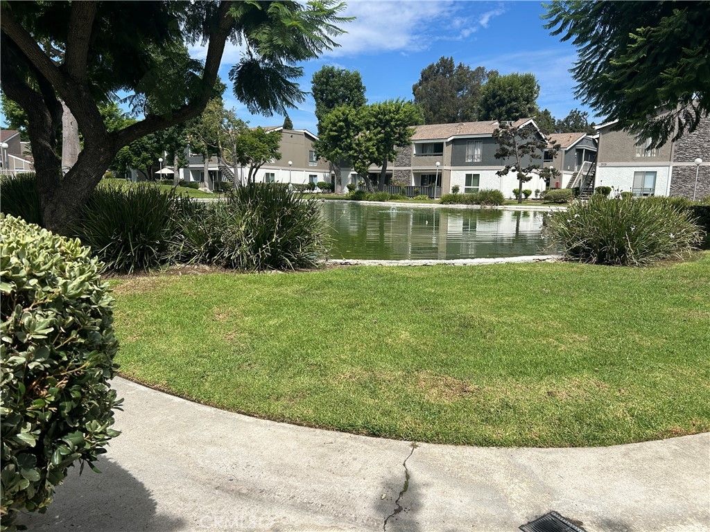 2861 S Fairview # D, Santa Ana