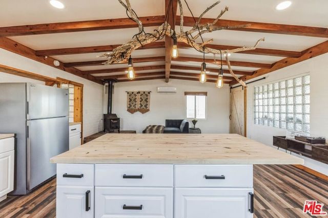 1866 Old Woman Springs Road, Landers