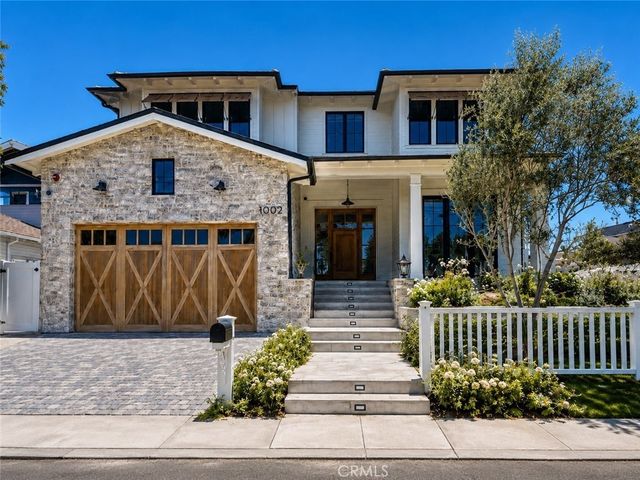 1002 10th, Manhattan Beach
