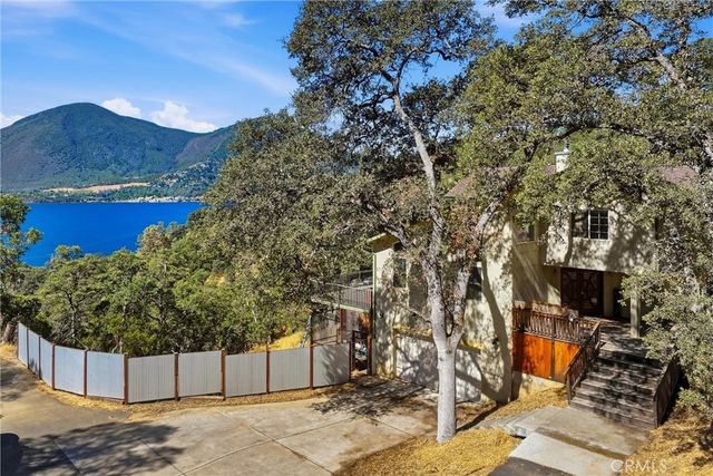 10737 Crestview, Clearlake