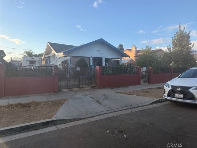 509 N Hagar Street, San Fernando