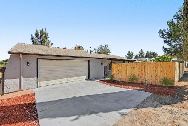 2131 Rose Fern Lane, Ramona