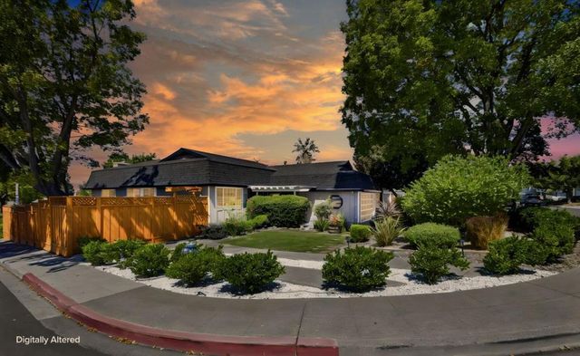 229 Spring Valley Lane, Milpitas