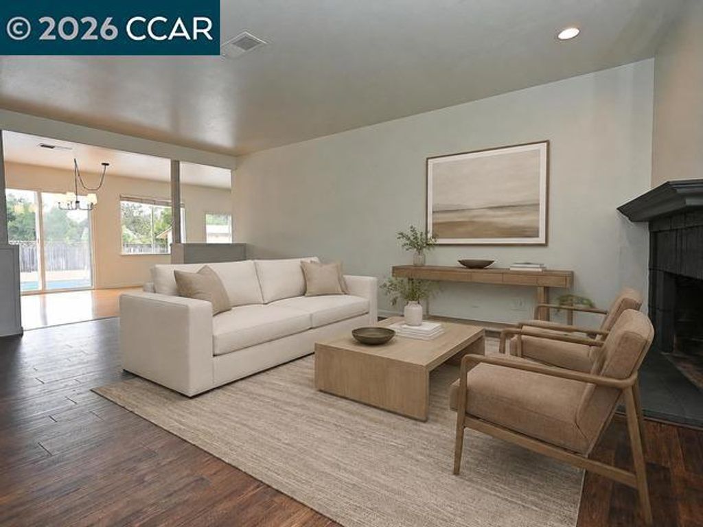 21 Eric Ct, Pleasant Hill