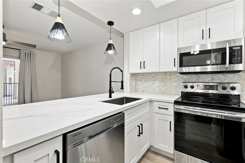 3078 Broadway # 102, San Diego