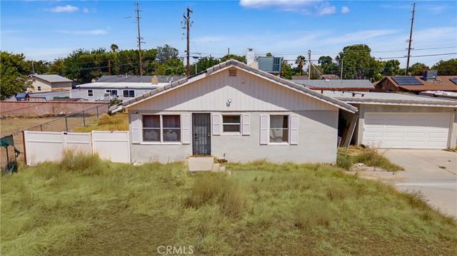 1047 E Lingard Street, Lancaster