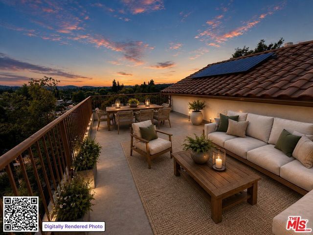 5641 Como Circle, Woodland Hills