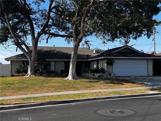 518 Juniper, Brea