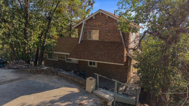 2190 Tank Road, Running Springs