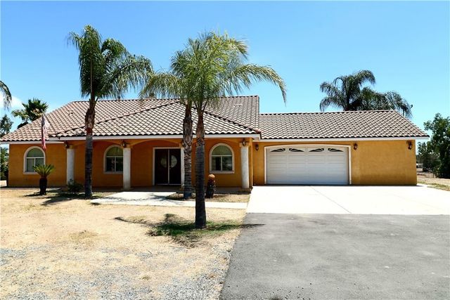 18590 Una Street, Perris