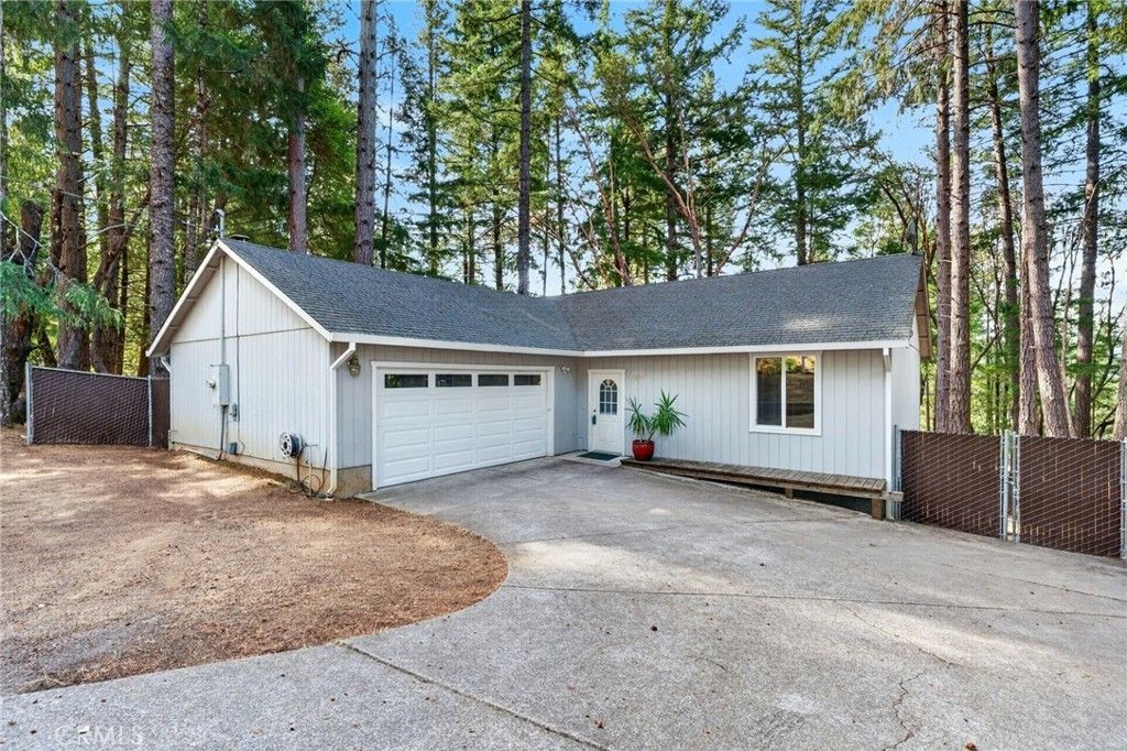 1290 Tuck, Willits
