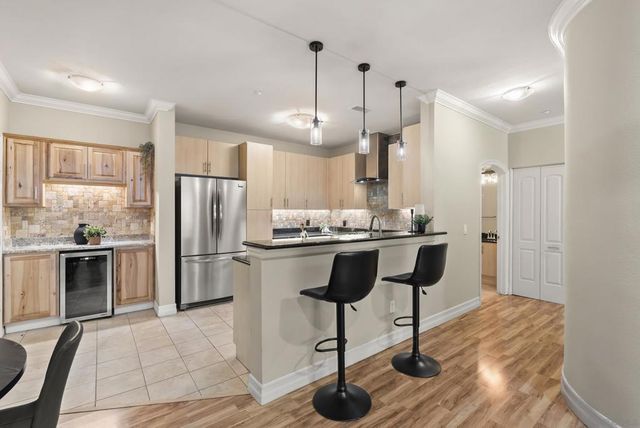 1225 Island Ave # 304, San Diego