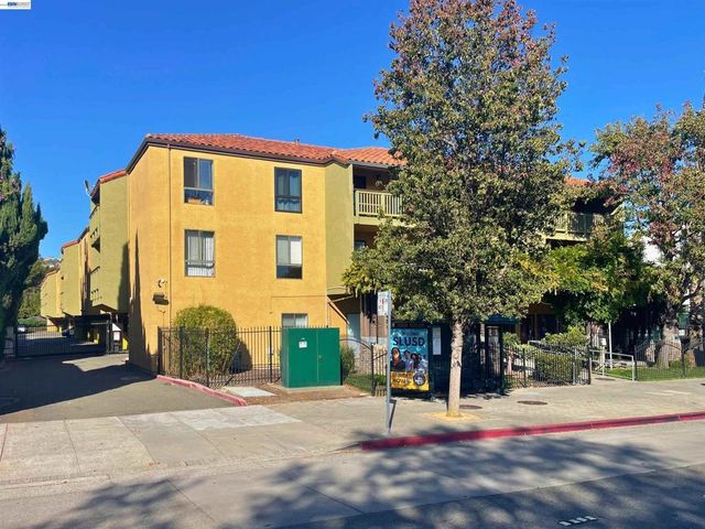 16006 E.14th Street # 204, San Leandro