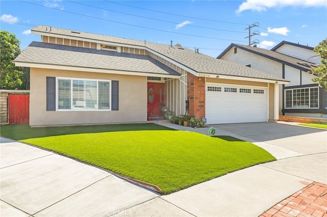20604 Lemmer Street, Chatsworth