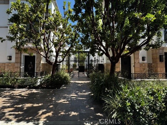 288 S Oakland # 103, Pasadena
