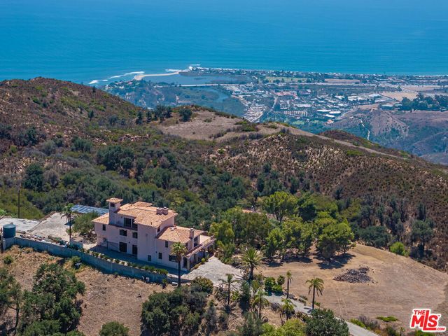 140 Valle Lindo Street, Malibu