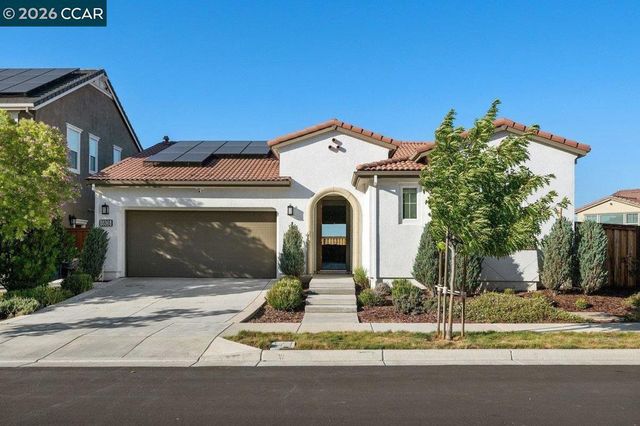 6808 Verbena St, Tracy