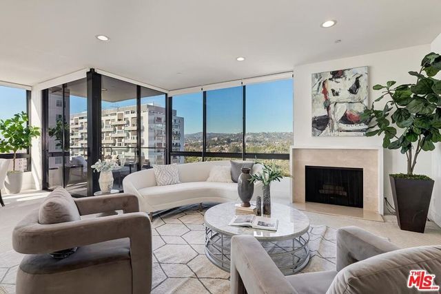 10350 Wilshire Boulevard # 1102, Los Angeles