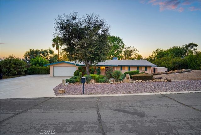 10222 Cherry Croft Dr., Yucaipa
