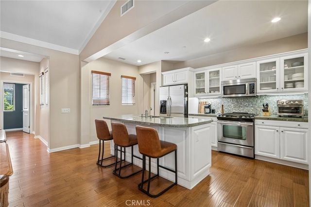 54 Peony, Irvine