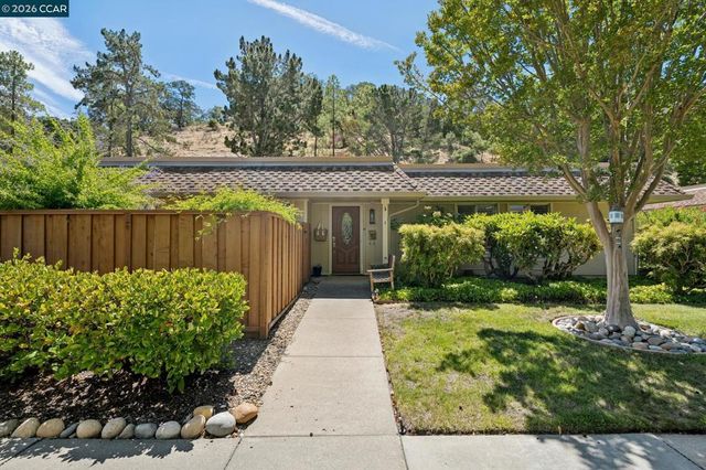 2037 Ptarmigan Dr # 2, Walnut Creek