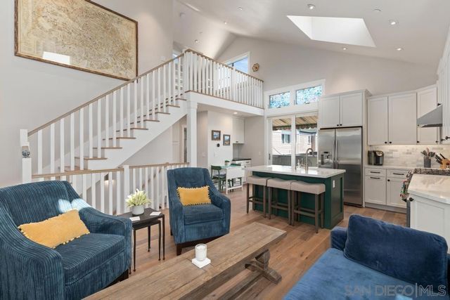 851 C Ave., Coronado
