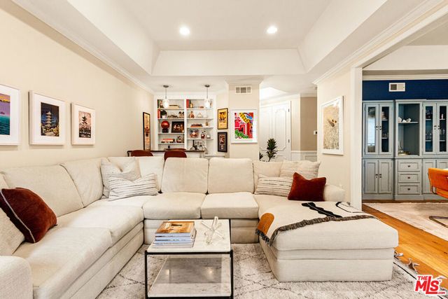 1370 Kelton Avenue # 106, Los Angeles