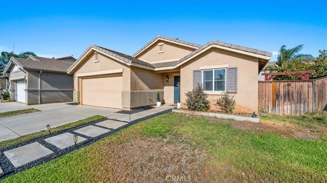 3287 El Nido, Perris