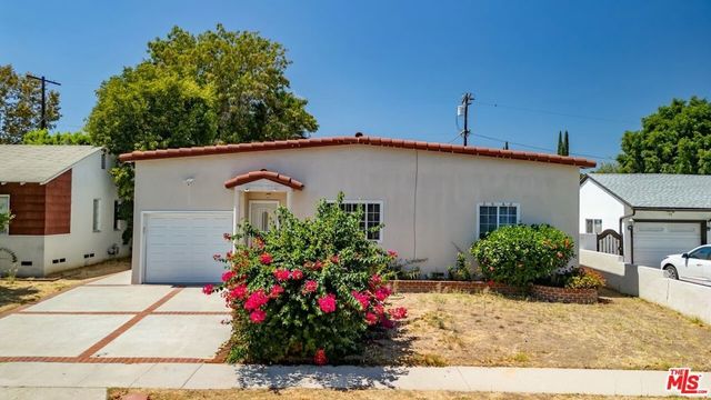 5945 Yarmouth Avenue, Los Angeles