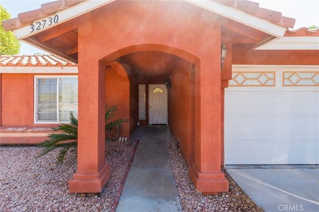32730 Royal Oak, Lake Elsinore