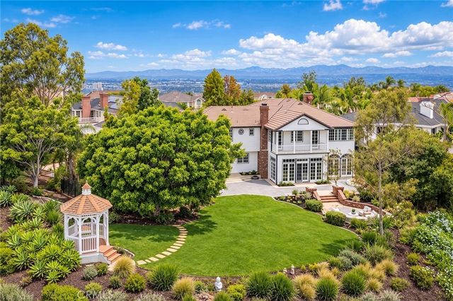 4 Summit, Irvine