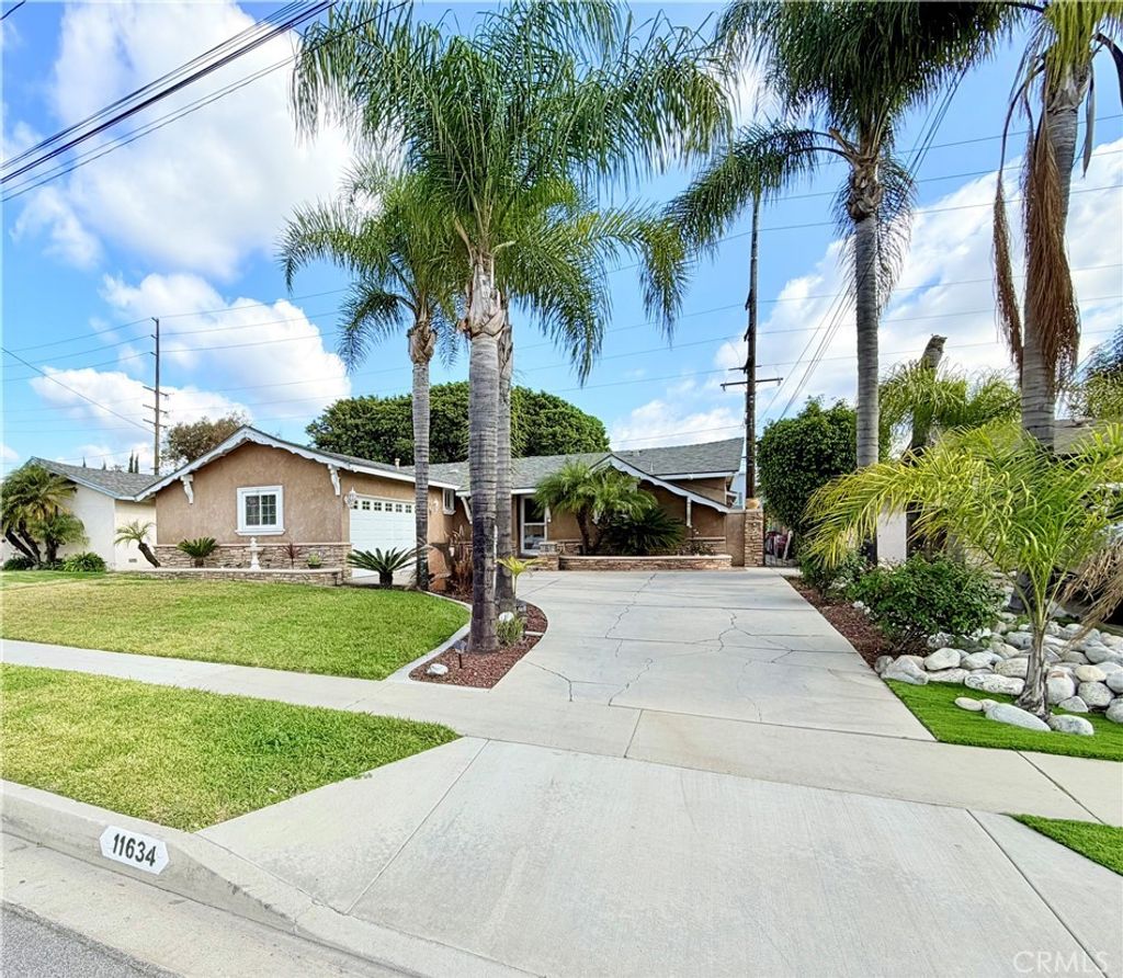 11634 Singleton Drive, La Mirada